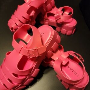 Women's Sandals 👡 hot pink